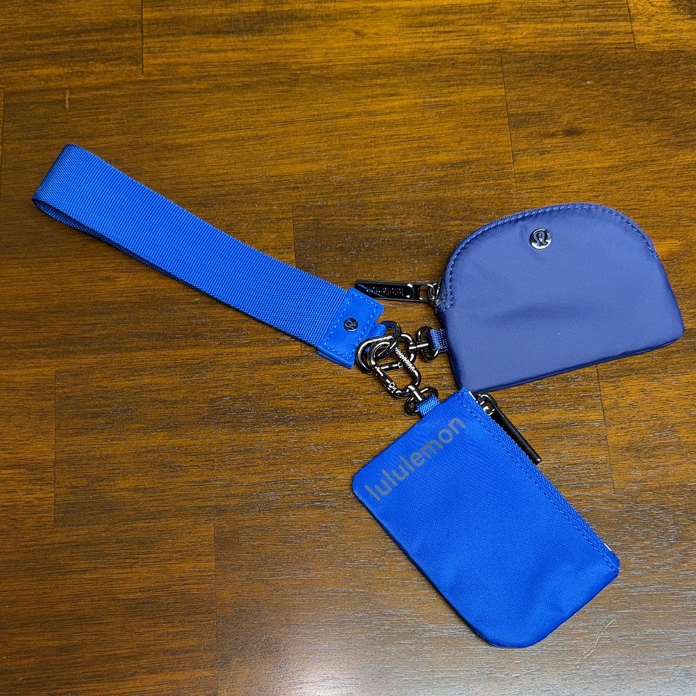 Lululemon Dual Pouch Wristlet Color Galactic Cobalt Night Sea Blue Keychain